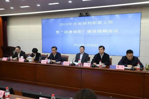 00300616723_daecf9a4