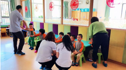 大连福彩中心慰问市社会福利院孤残儿童