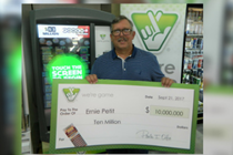 程序员买饭路上刮中6589万:露脸照被狂拍