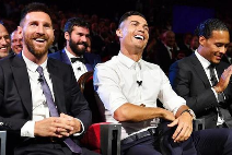 梅西将出席FIFA典礼 他和C罗范戴克谁得奖