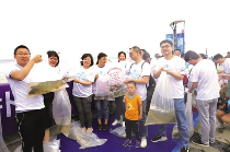 安徽芜湖福彩中心呵护长江生态 环保在行动