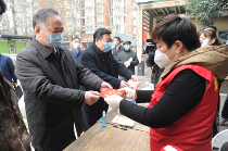 致敬一线工作者 陕西省领导参加慰问活动