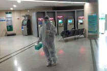 志愿服务当尖兵，扎根社区解民急