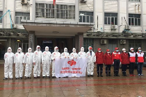 无锡福彩开展“消杀行动” 筑牢社区“防控线”