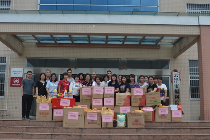 中秋送温暖 云浮福彩组织彩民慰问福利院